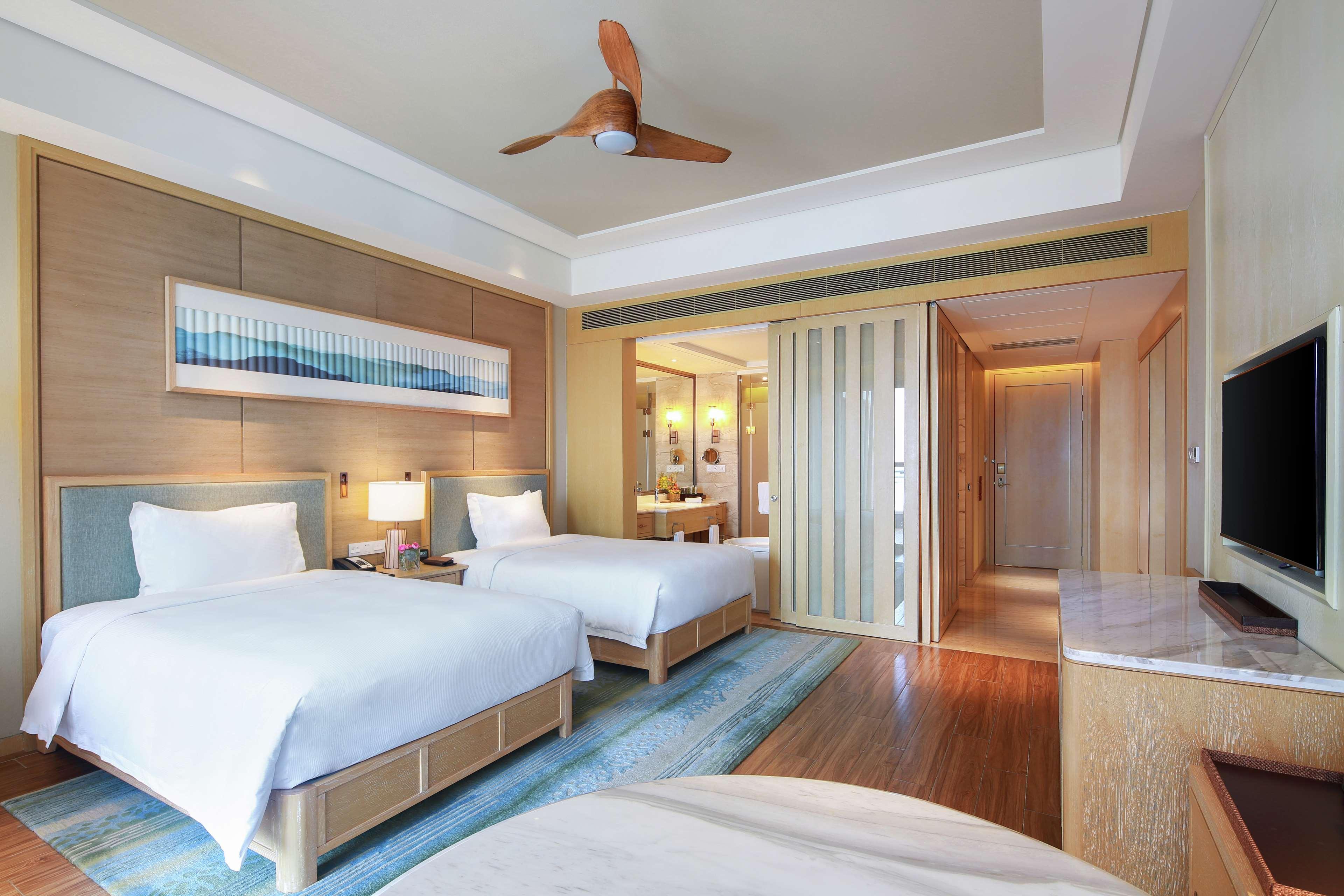 Hilton Yuxi Fuxian Lake Chengjiang  Exterior foto