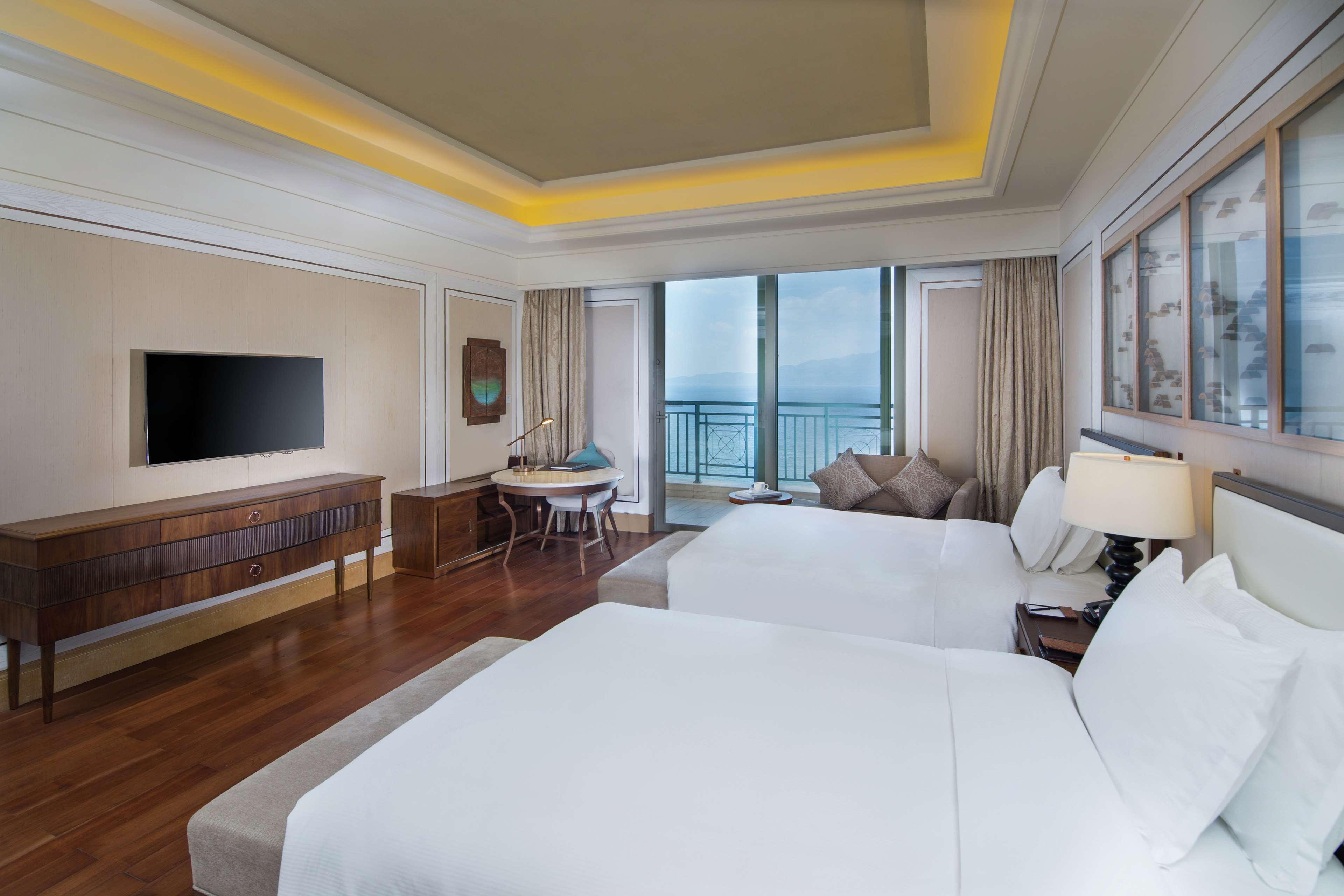 Hilton Yuxi Fuxian Lake Chengjiang  Exterior foto